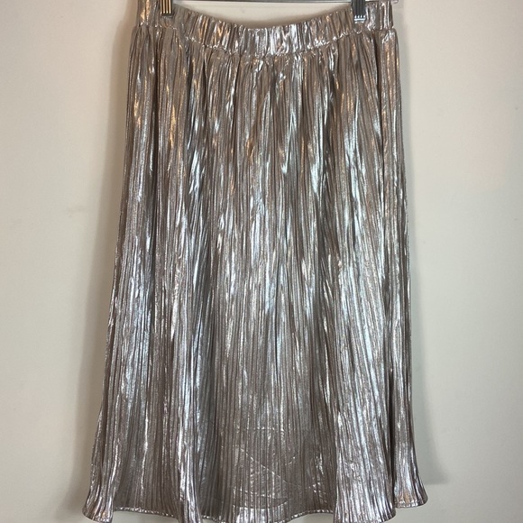 𝅺METALLIC pleated midi skirt - Picture 7 of 7